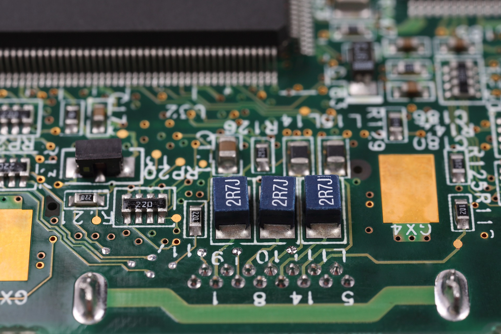 mother-board-5365197_1920